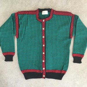 Nordic Nomad Wn's M Cardigan 100% Wool. Made in VT